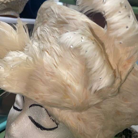 Totally Feathered Jack McConnell Dress Church Hat - Picture 7 of 16